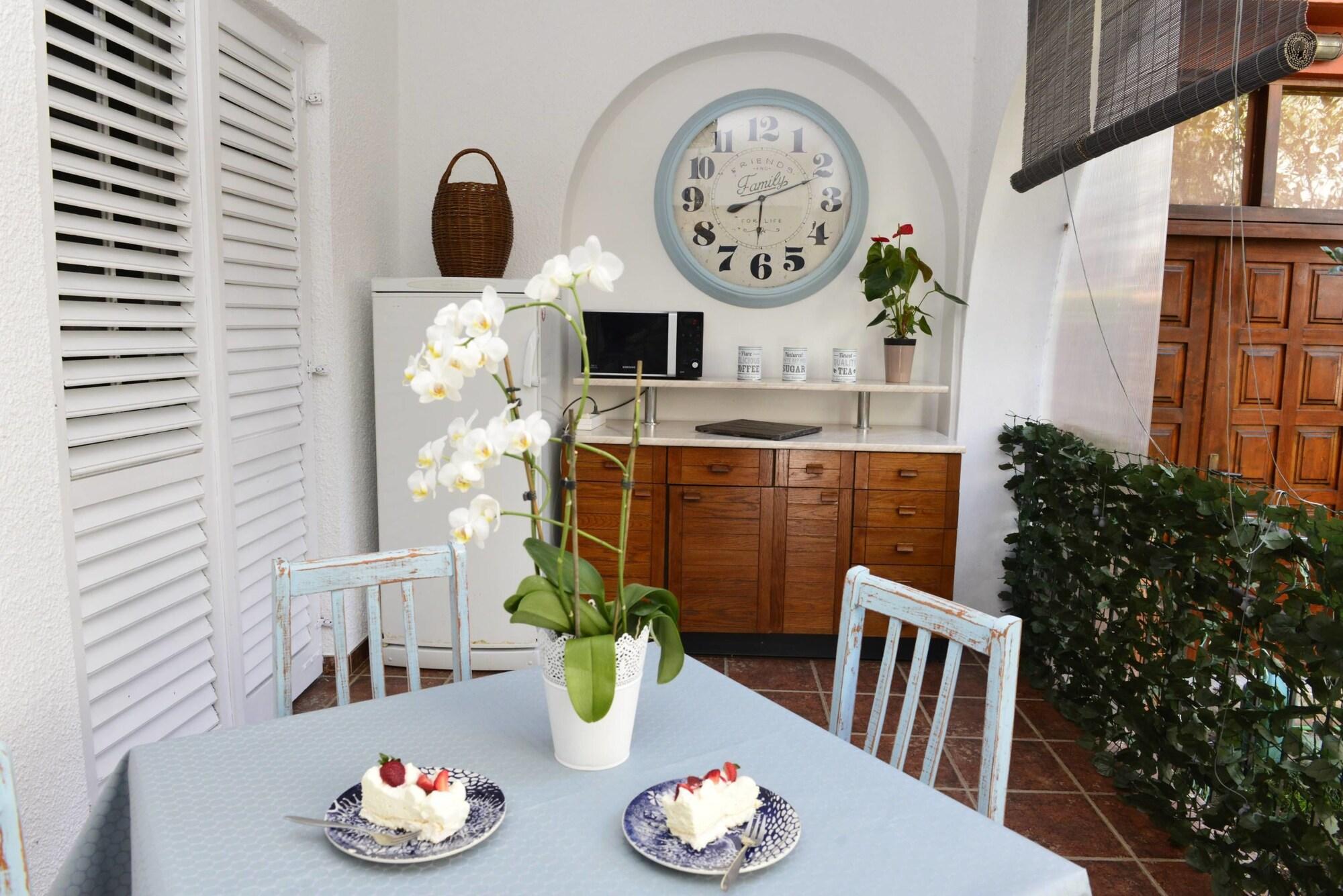 City House Apartments Тиват Екстер'єр фото