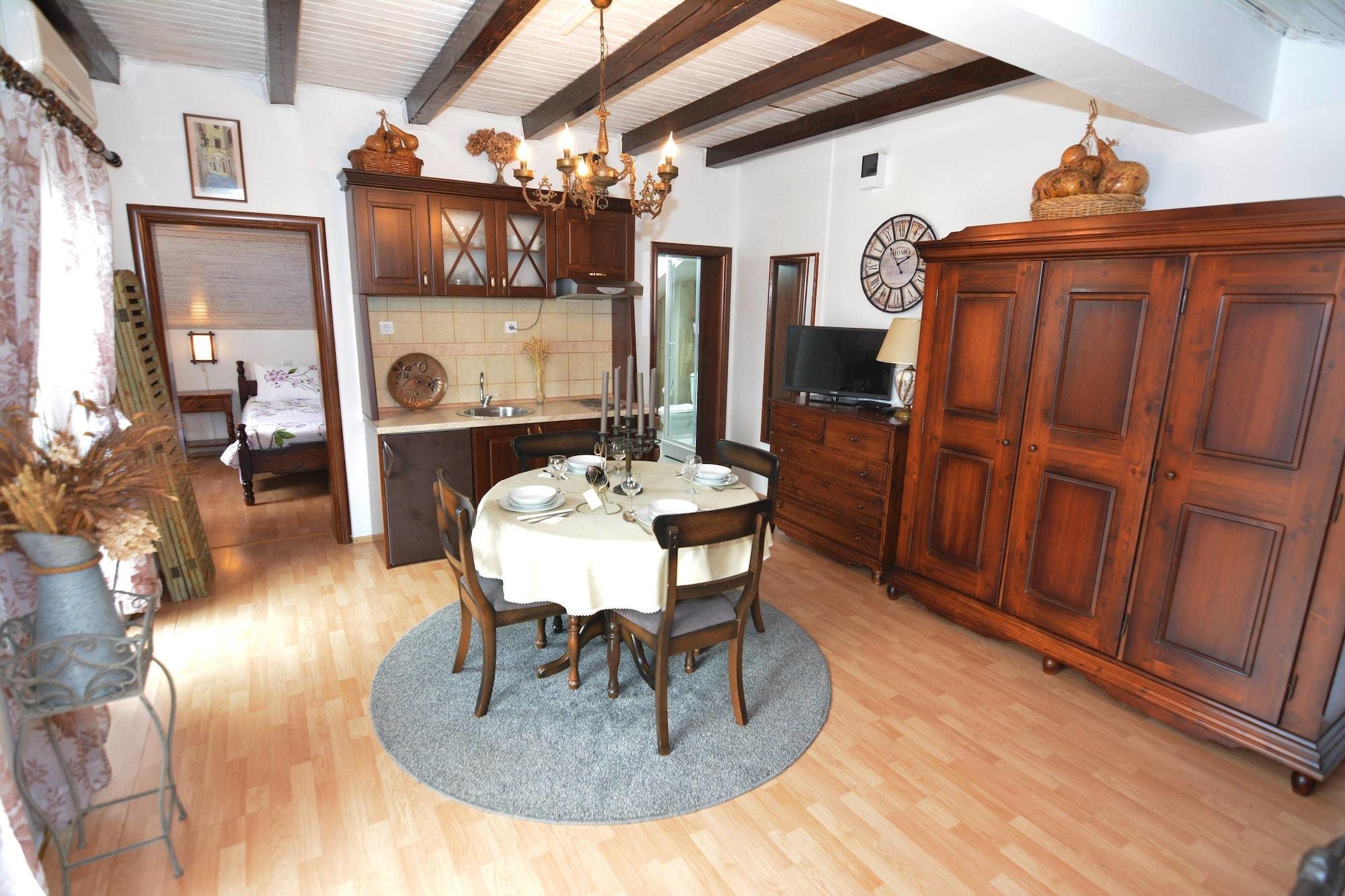 City House Apartments Тиват Екстер'єр фото