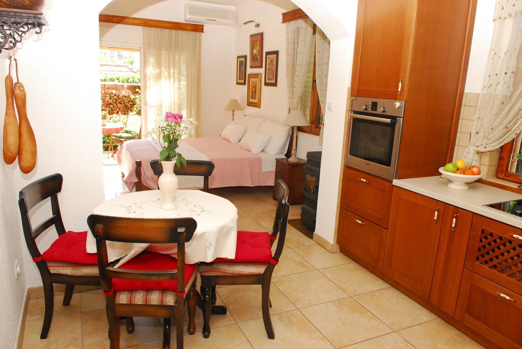 City House Apartments Тиват Екстер'єр фото